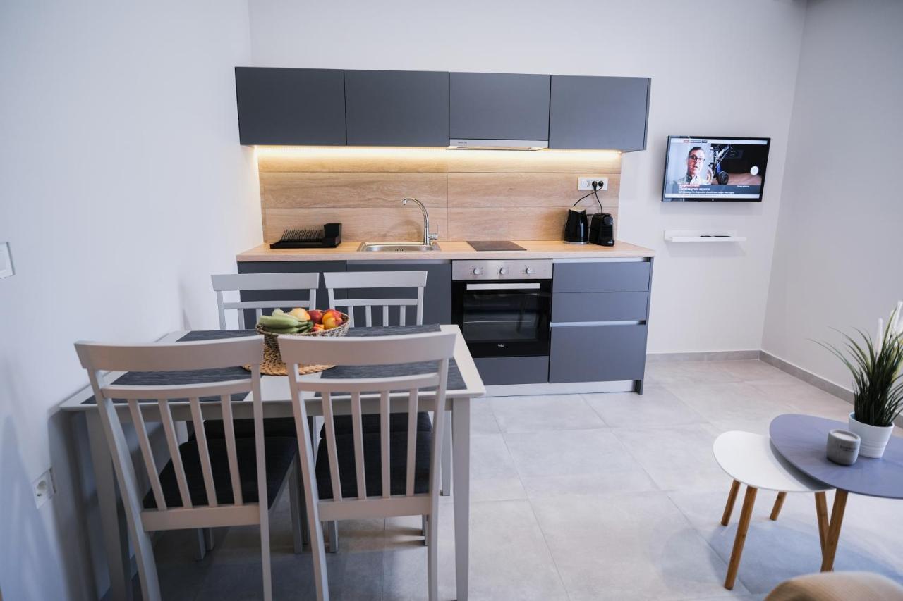 Sweven Luxury Apartments Souda Exteriör bild